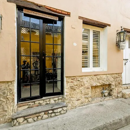 Duplex 5 Min Walk To All Spots In Historic Center *