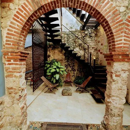 Duplex 5 Min Walk To All Spots In Historic Center Cartagena